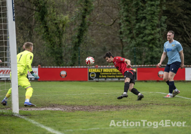 Stars Beaten 6–0 by Trefelin as Hosts Close in on Title